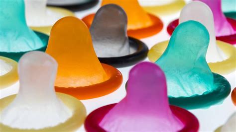Blowjob ohne Kondom gegen Aufpreis Erotik Massage Jork